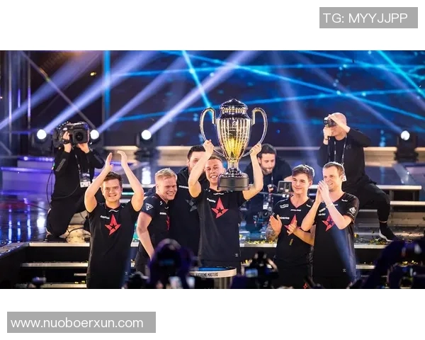 S15电竞总决赛CSGO深度解析TES战队的战术节奏与胜利关键